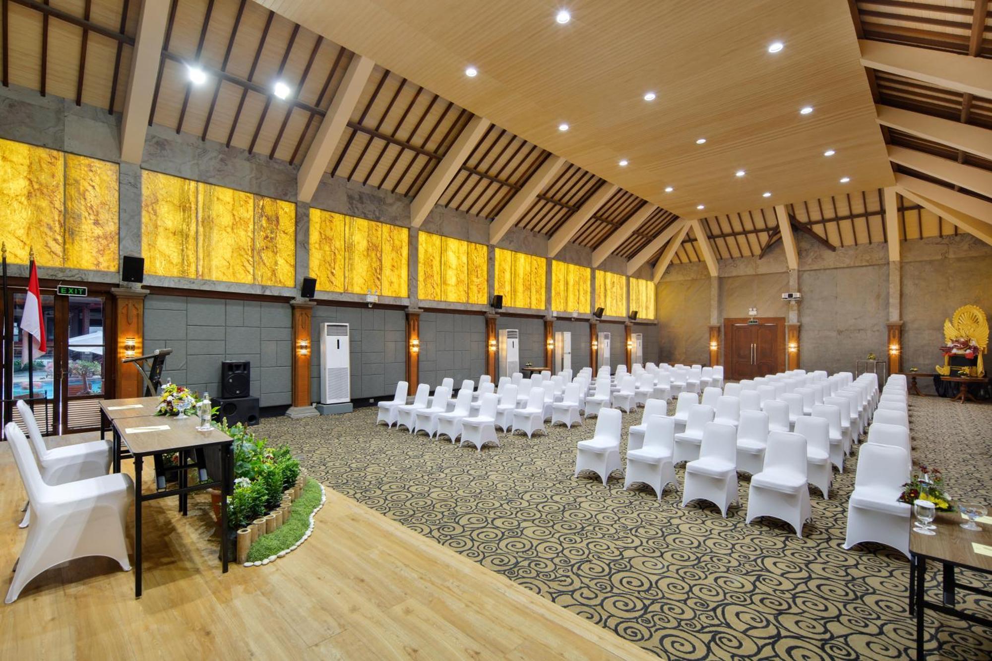 Grand Istana Rama Hotel Kuta Lombok Exteriér fotografie