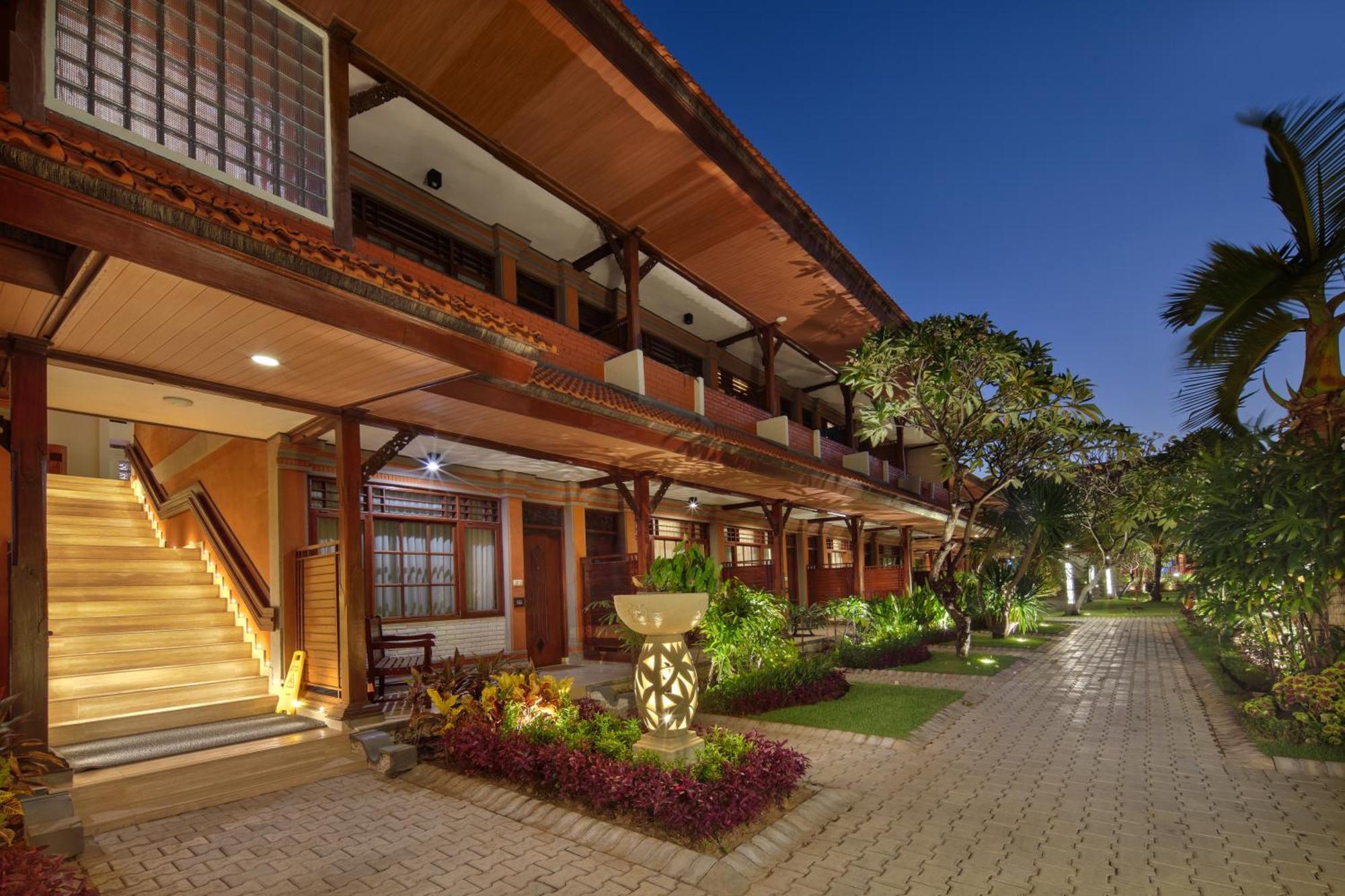 Grand Istana Rama Hotel Kuta Lombok Exteriér fotografie